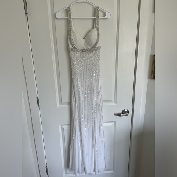 Sequin formal gown - Picture 1 of 9